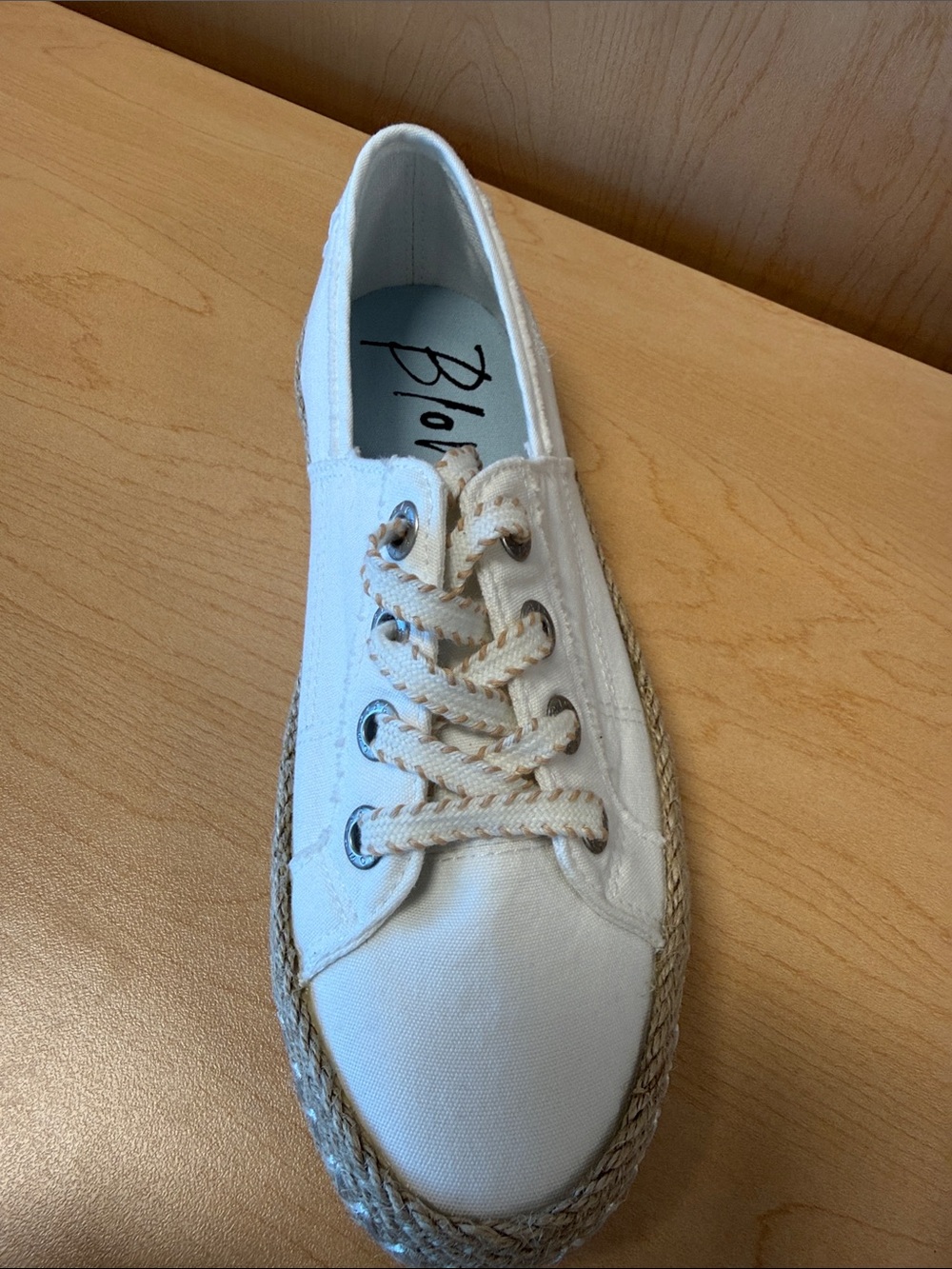 Blowfish white / Tan Ladies Sneakers